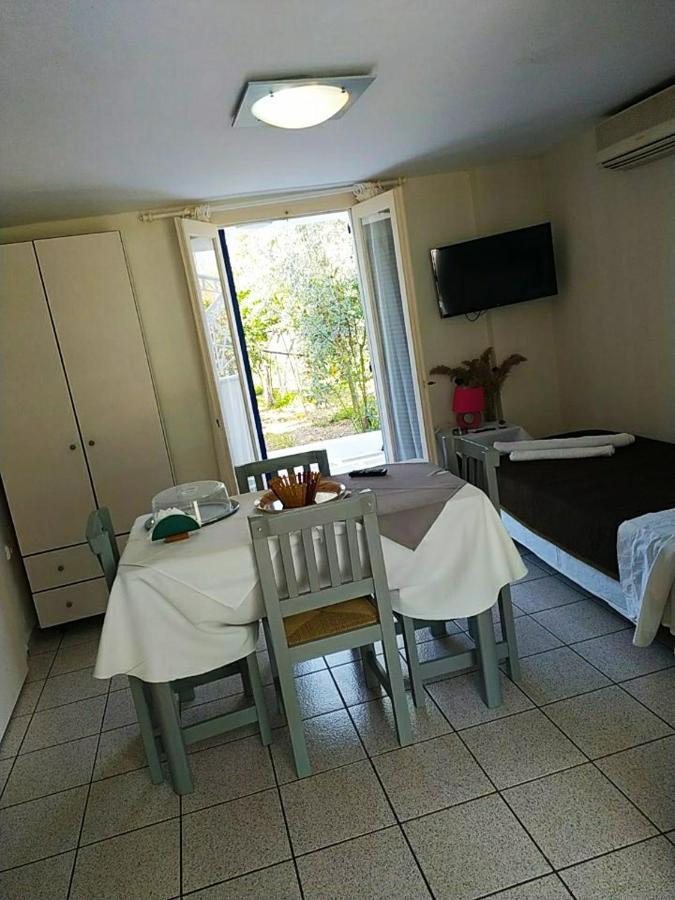 Sea Waves Apartments Νέα Επίδαυρος Εξωτερικό φωτογραφία